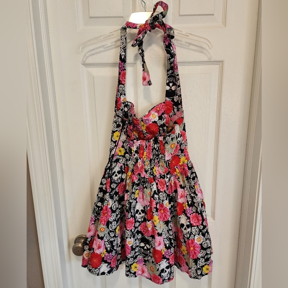 Hell Bunny Floral Skulls Halter Dress Size M - Picture 2 of 6
